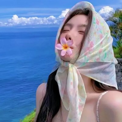 蒙娜丽莎与血月亮